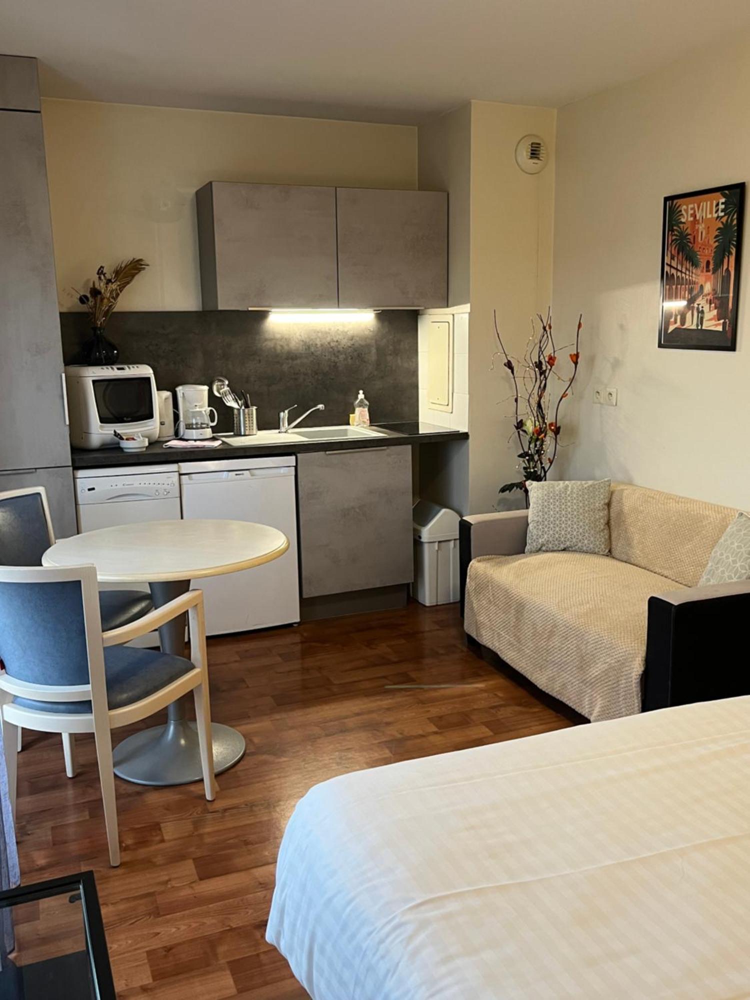 Residence Carouge Appart Hotel Brétigny-sur-Orge Dış mekan fotoğraf